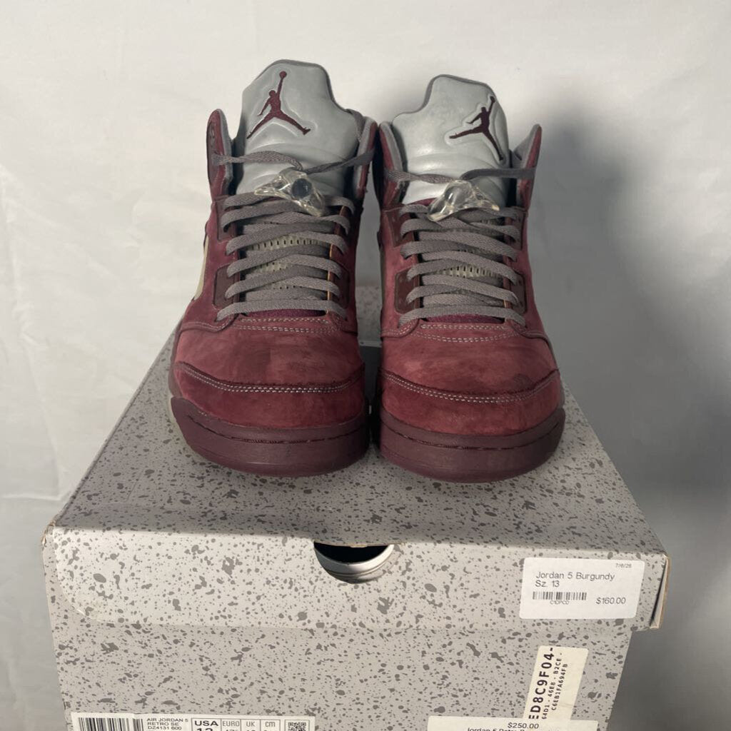 Jordan 5 Burgundy Sz. 13