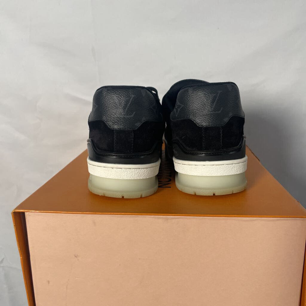 Black LV Denim Trainer Sz. 8(LV)