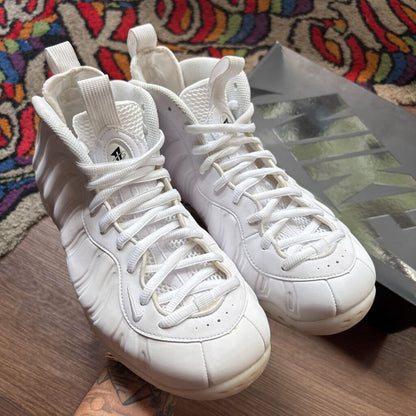 NIKE FOAMPOSITE "WHITE" SZ. 8.5 (BOX)