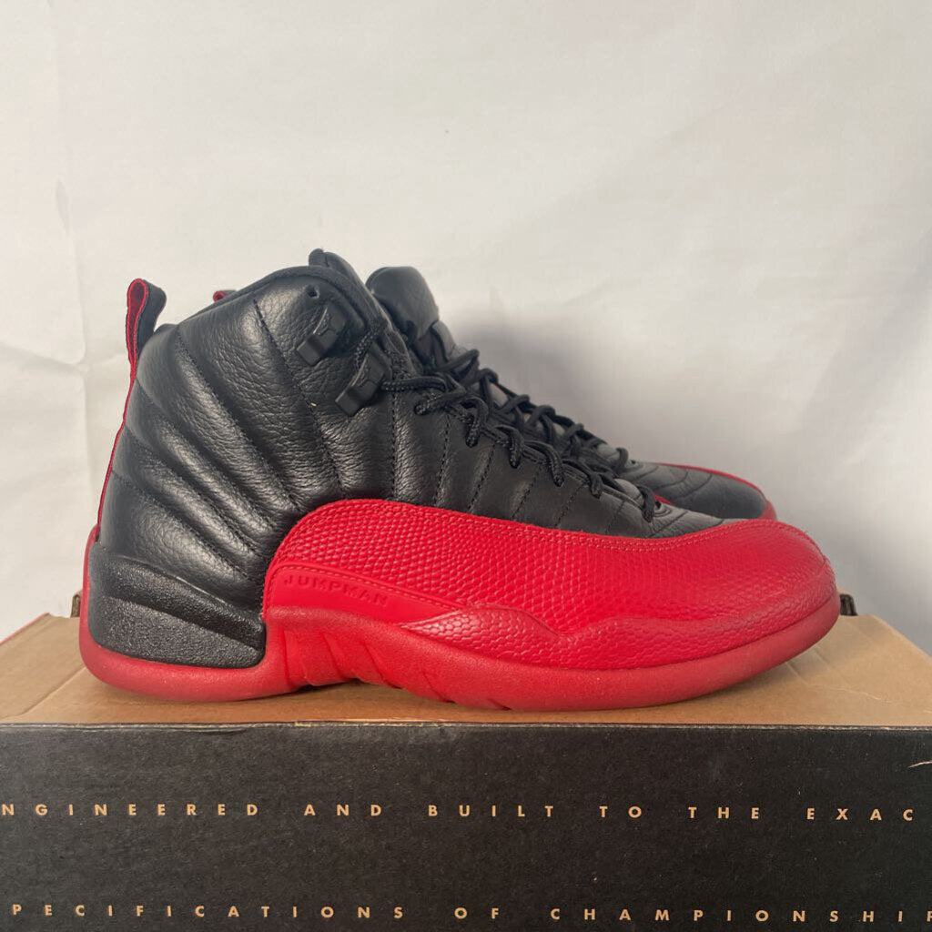 Jordan 12 Flu Game Sz. 9