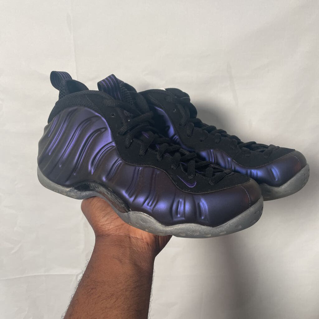Nike Eggplant Foamposite Sz. 8
