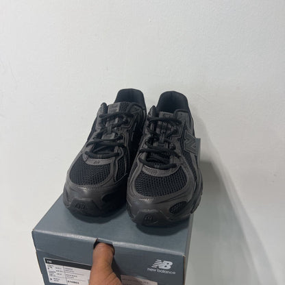 NEW BALANCE 740 SZ 9