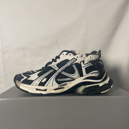 Balenciaga BLK/White Runners Sz. 42