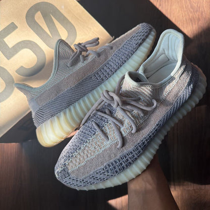 YEEZY 350 ASH PEARL SZ 9.5