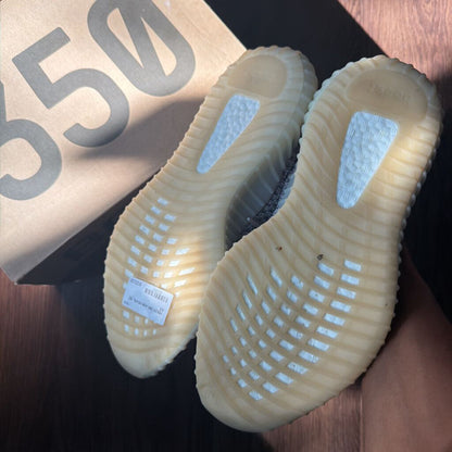 YEEZY 350 ASH PEARL SZ 9.5