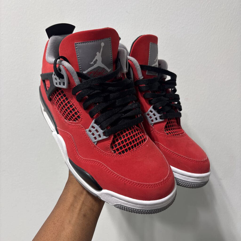 JORDAN 4 TORO SZ 9.5