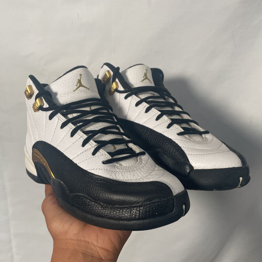 Jordan 12 Royalty Taxi Sz. 7 NB