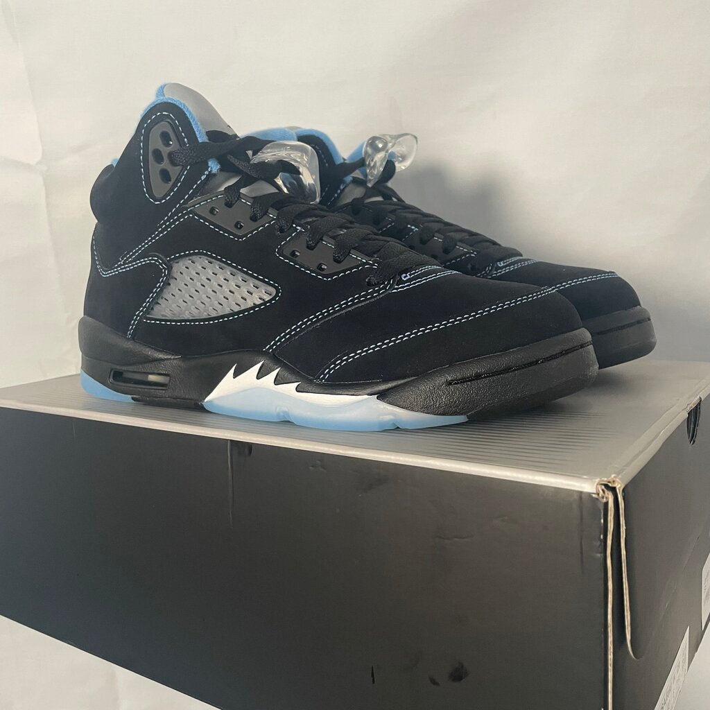 Jordan 5 Black UNC Sz. 7