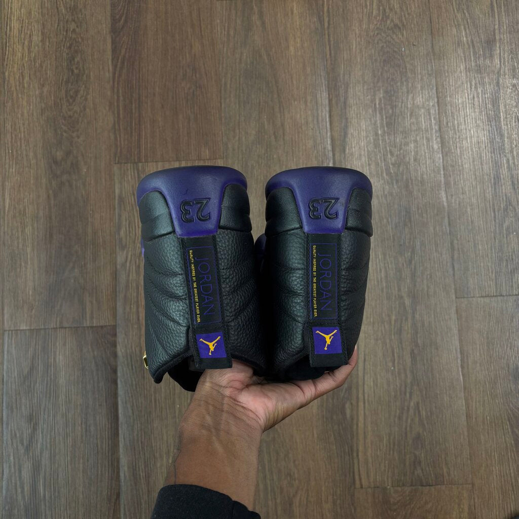 JORDAN 12 COURT PURPLE SZ. 14 (NO BOX)