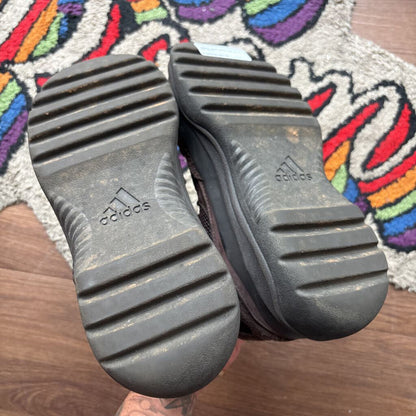 YEEZY DSRT BOOT OIL SZ. 9 (NO BOX)