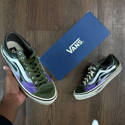 VANS OLD SKOOL FLAME GREEN SZ. 10.5 (BOX)