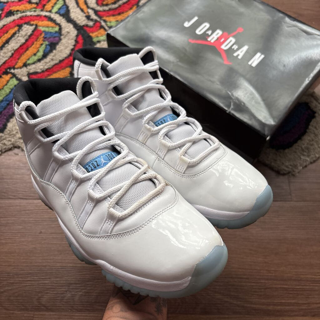 JORDAN 11 LEGEND BLUE SZ. 12 (BOX)