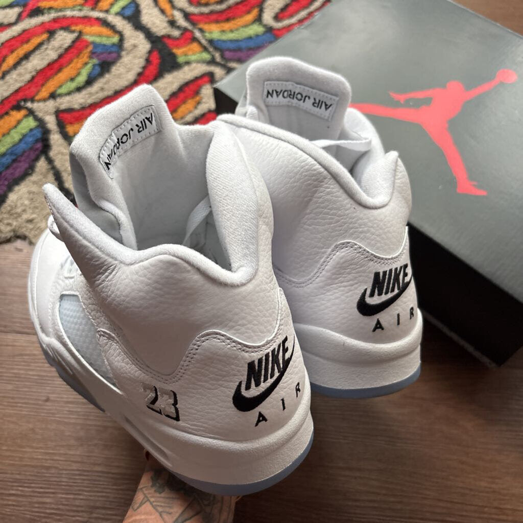 JORDAN 5 WHITE METALLIC SZ. 12 (BOX)