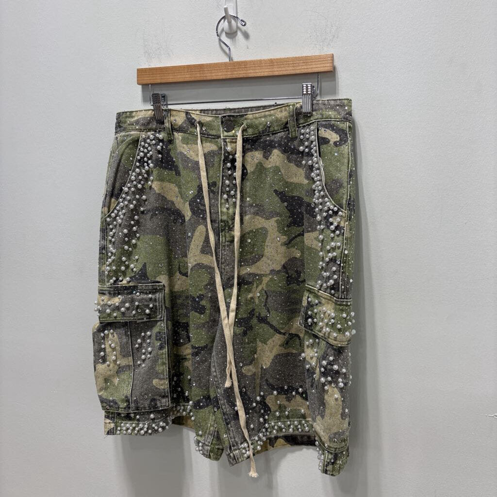 VALE RHINESTONE SHORTS SZ 30