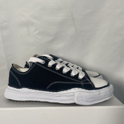 Maison Mihara Sneakers Sz. 43