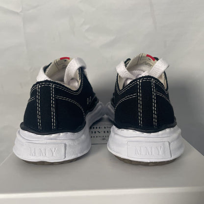 Maison Mihara Sneakers Sz. 45