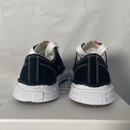 Maison Mihara Sneakers Sz. 44