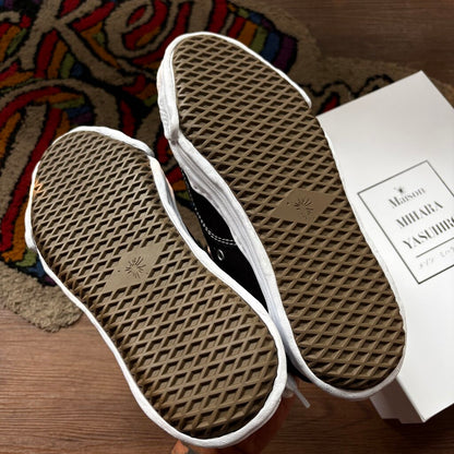 MAISON MIHARA HANK SZ. 41