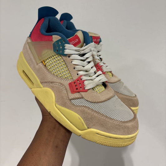 JORDAN 4 UNION GUAVA SZ 9