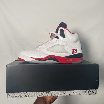 Jordan 5 Fire Red Sz. 13