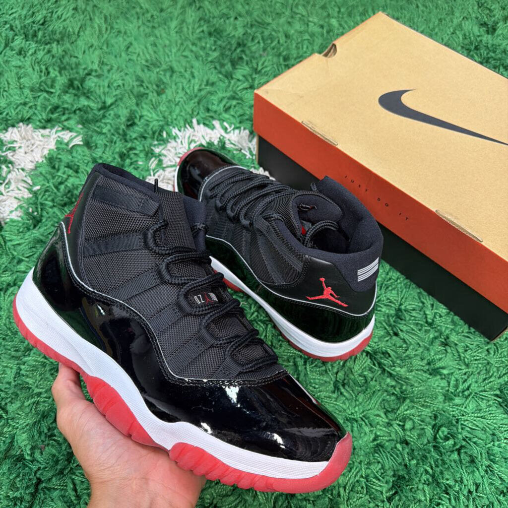 JORDAN 11 "BRED" SZ 11.5 (BOX)