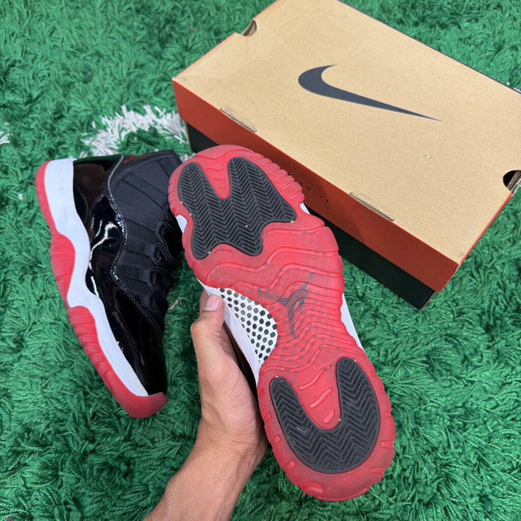 JORDAN 11 "BRED" SZ 11.5 (BOX)