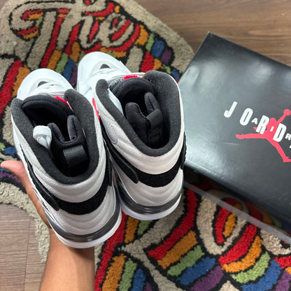 JORDAN 8 BUGS BUNNY SZ. 12.5 (BOX)