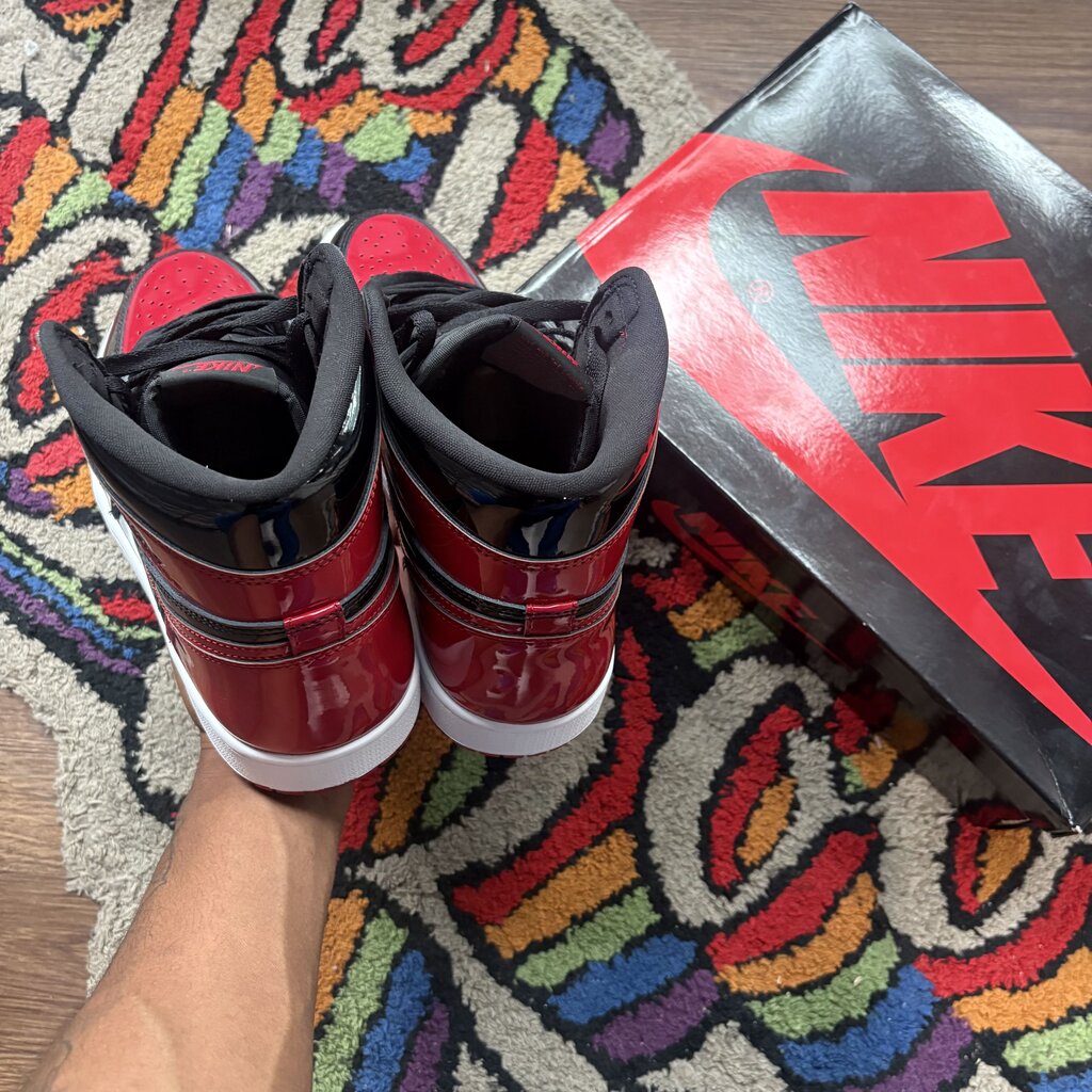 JORDAN 1 BRED PATENT SZ. 11 (BOX)