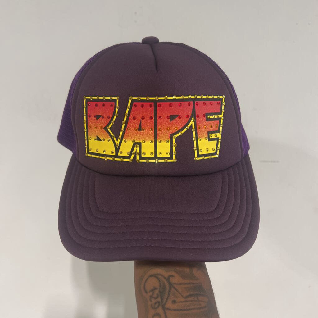 BAPE KISS LOGO TRUCKER