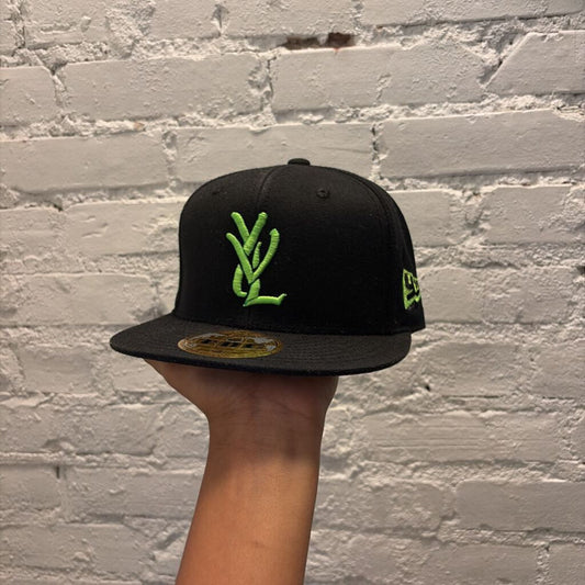 YVL FITTED SZ. 7 1/4TH