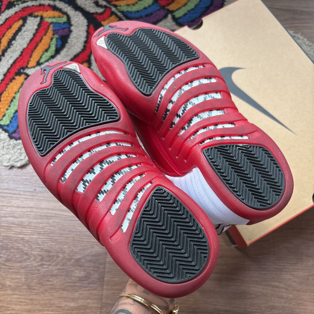 JORDAN 12 "CHERRY" SZ 9 (BOX)