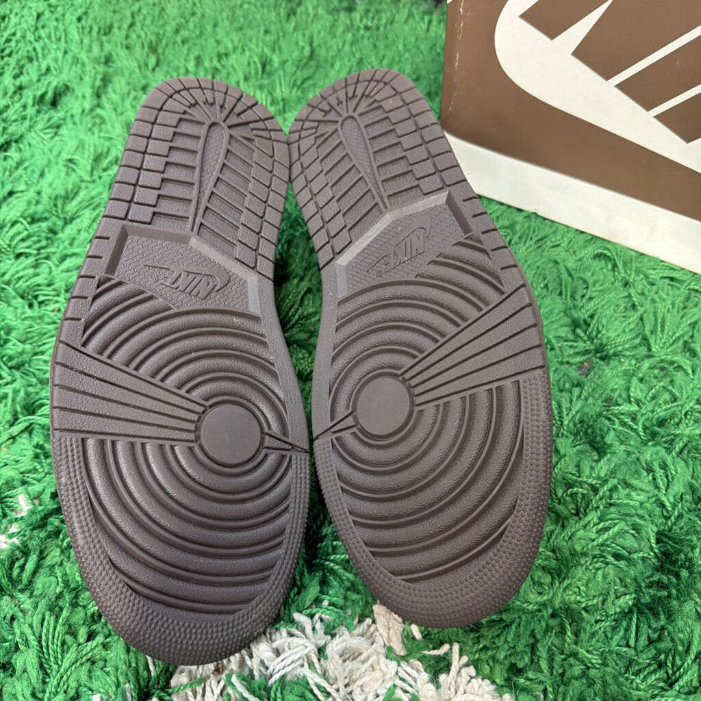 TRAVIS SCOTT "MOCHA" SZ 10.5 (BOX)