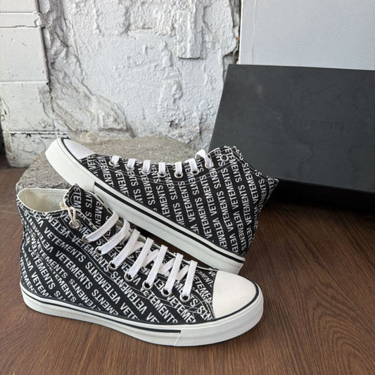 VETEMENTS CONVERSE SZ.41 W BOX