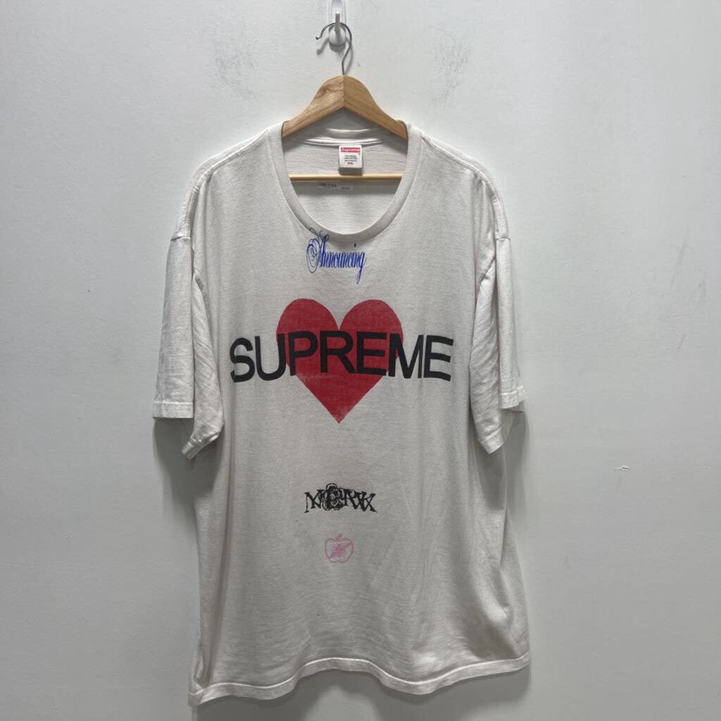 WHITE SUPREME TEE SZ XXL