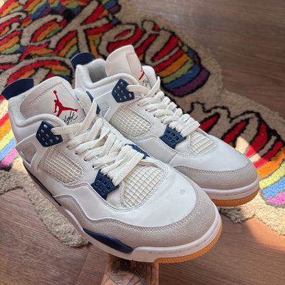 JORDAN 4 SB NAVY SZ. 10 (NO BOX)