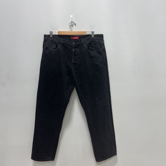 SUPREME DENIM BLK SZ 36