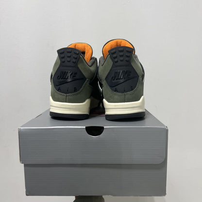 AJ4 UNDEFEATED SZ 10.5