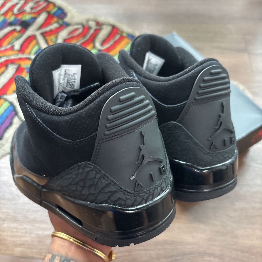 JORDAN 3 BLACK CAT SZ. 11 (BOX)