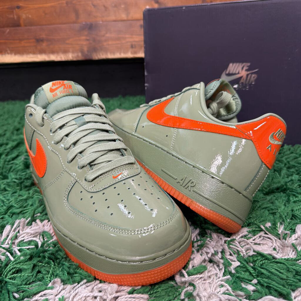 NIKE PATENT AF1 SZ. 10.5 (BOX)