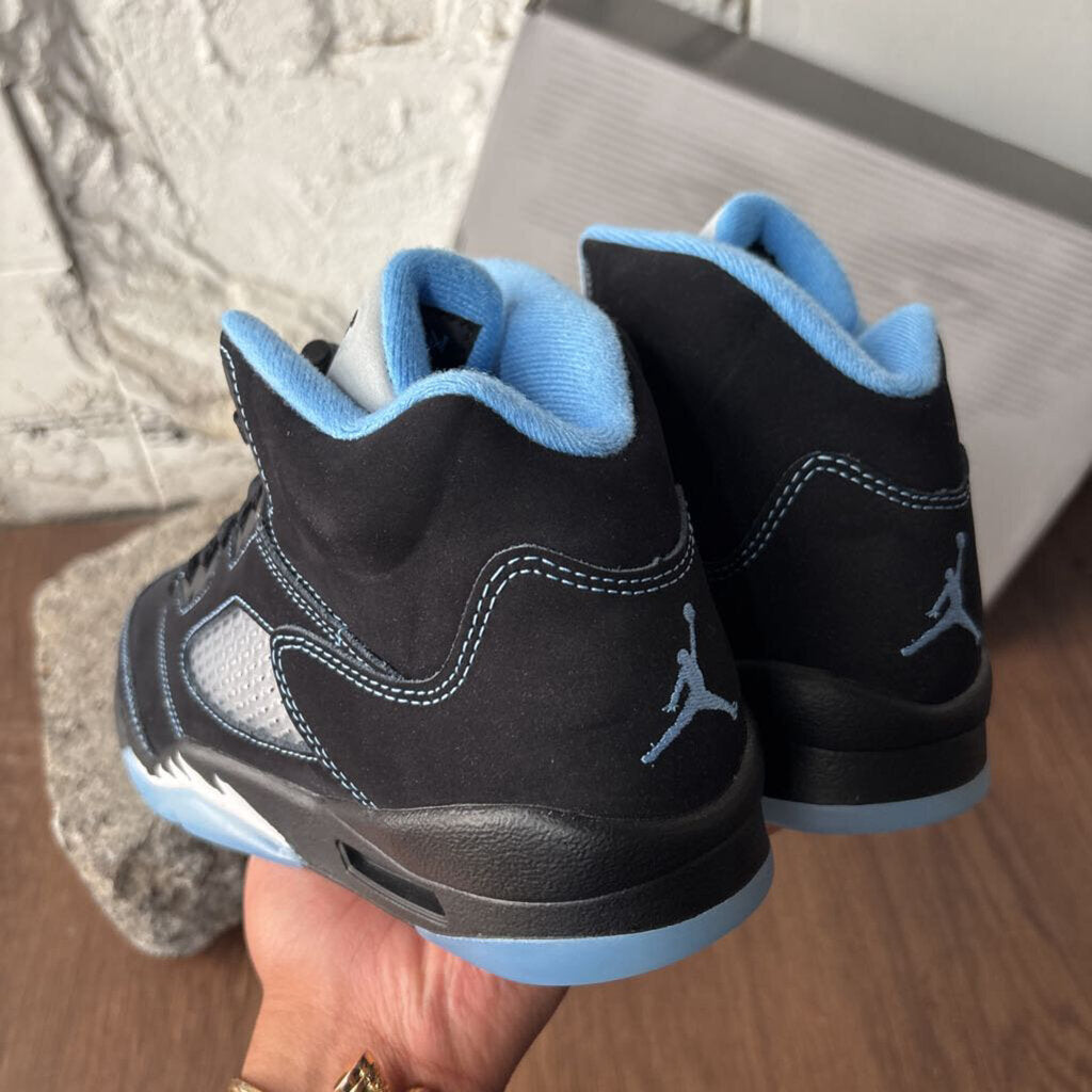 "UNIVERSITY BLUE" JORDAN 5 SZ 7 (BOX)
