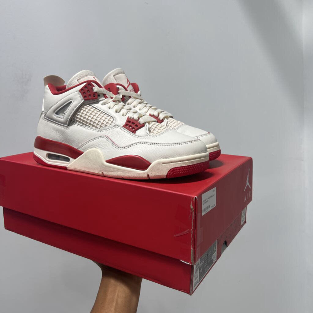 JORDAN 4 VALENTINES DAY SZ 10M 11.5W