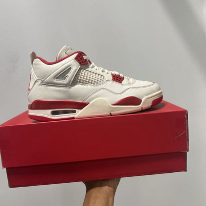 JORDAN 4 VALENTINES DAY SZ 10M 11.5W