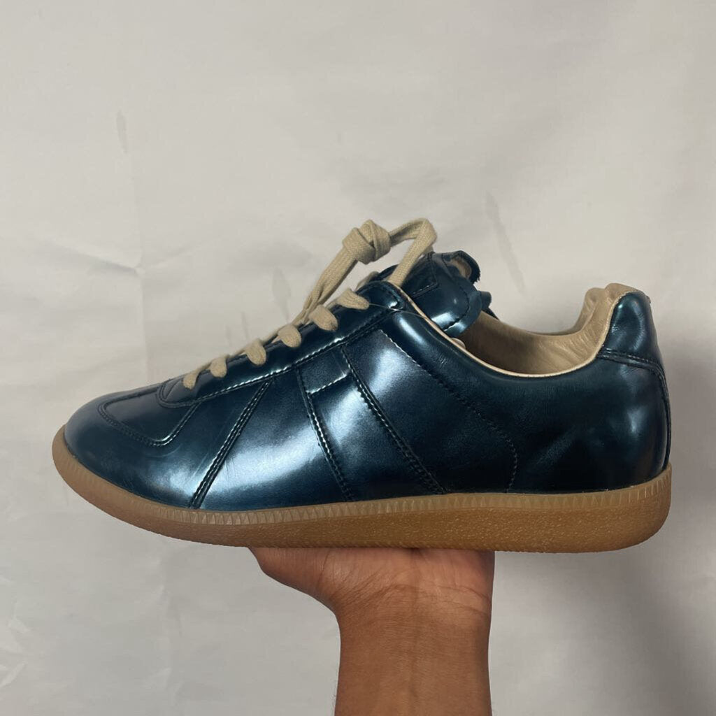 Blue Metallic gats Sz. 42