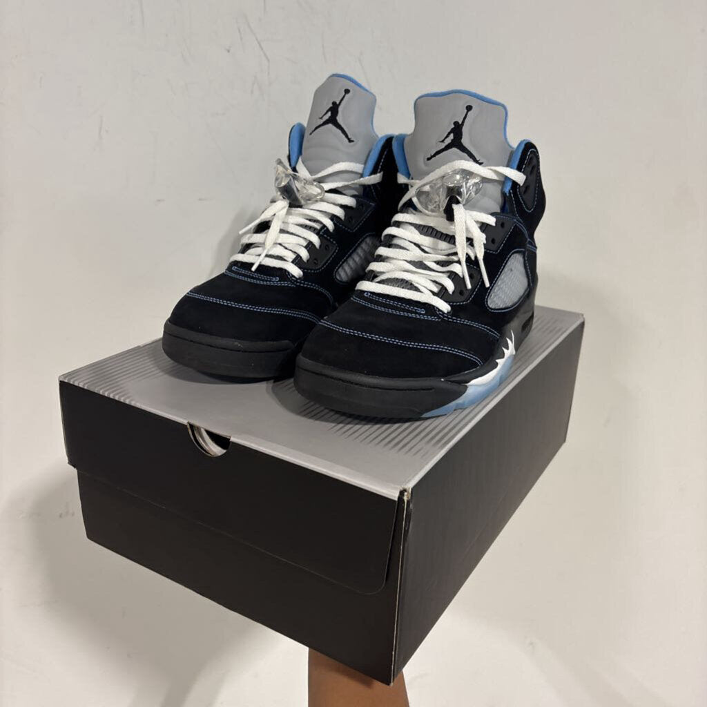 JORDAN 5 BLACK UNIVERSITY SZ 9