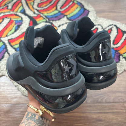 SHAI TRIPLE BLACK SZ. 10 (NO BOX)