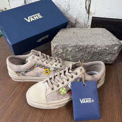 SOUVENIR WHITE VANS SZ 8.5