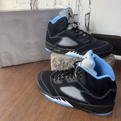 JORDAN 5 UNI BLUE SZ. 10.5 (BOX)