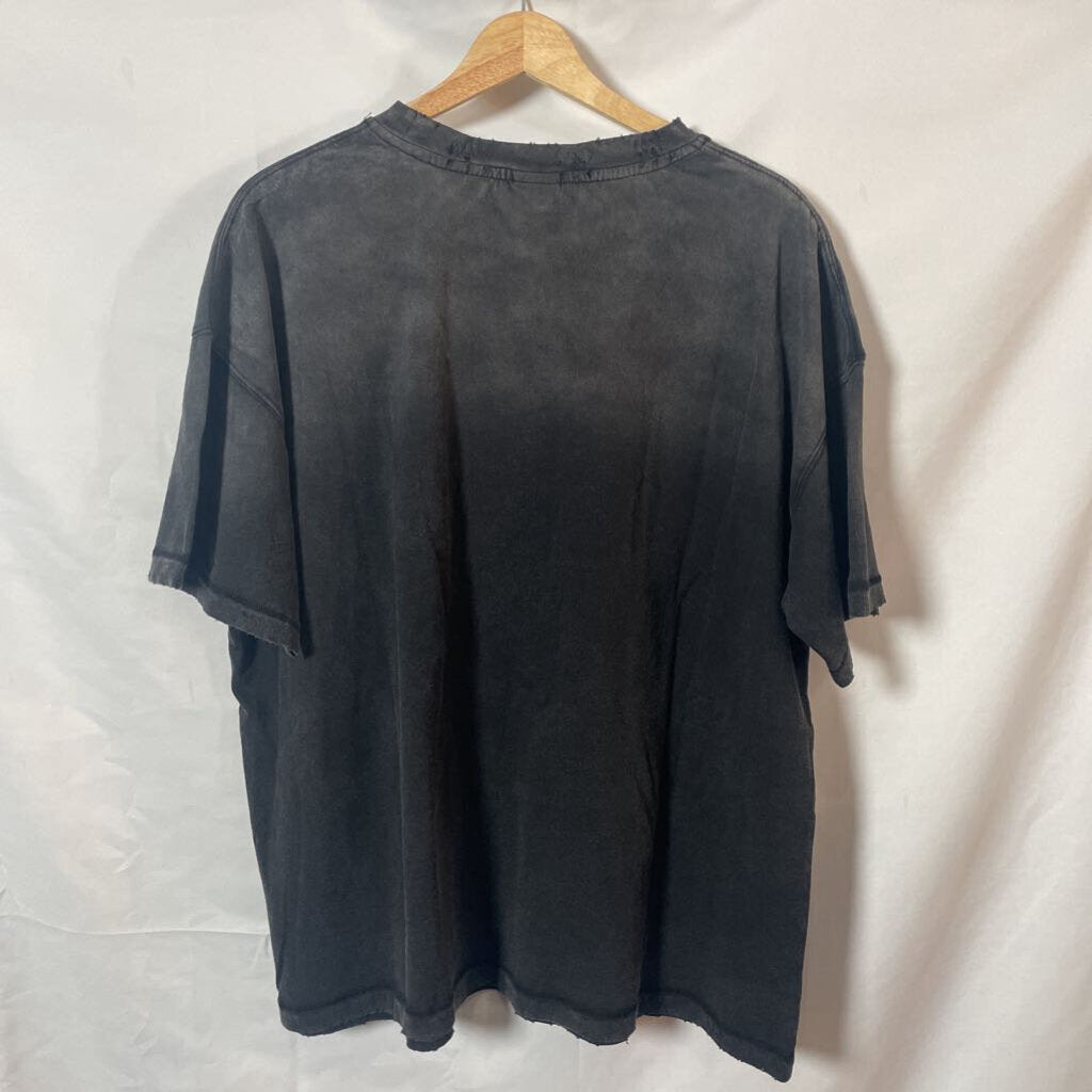 Vale Black White Flag Tee Sz. L