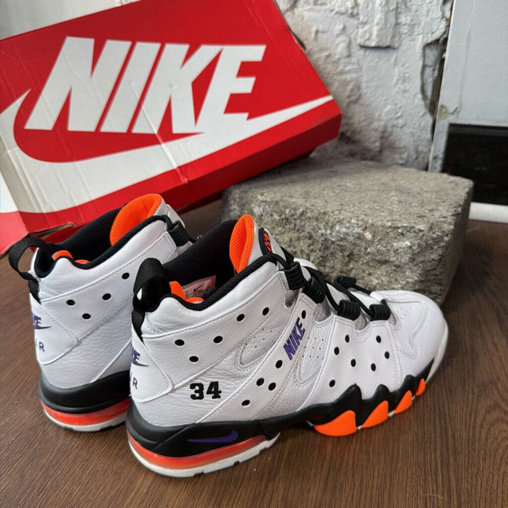 NIKE AIR BARKLEY SZ. 10 (BOX)