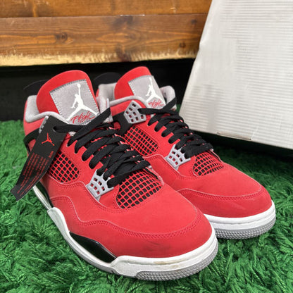 JORDAN 4 TORO BRAVO SZ. 11 (BOX)